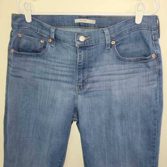Levi's Boyfriend Mid Rise Women's Jeans Denim Medium Wash 32x27 - Picture 4 of 13